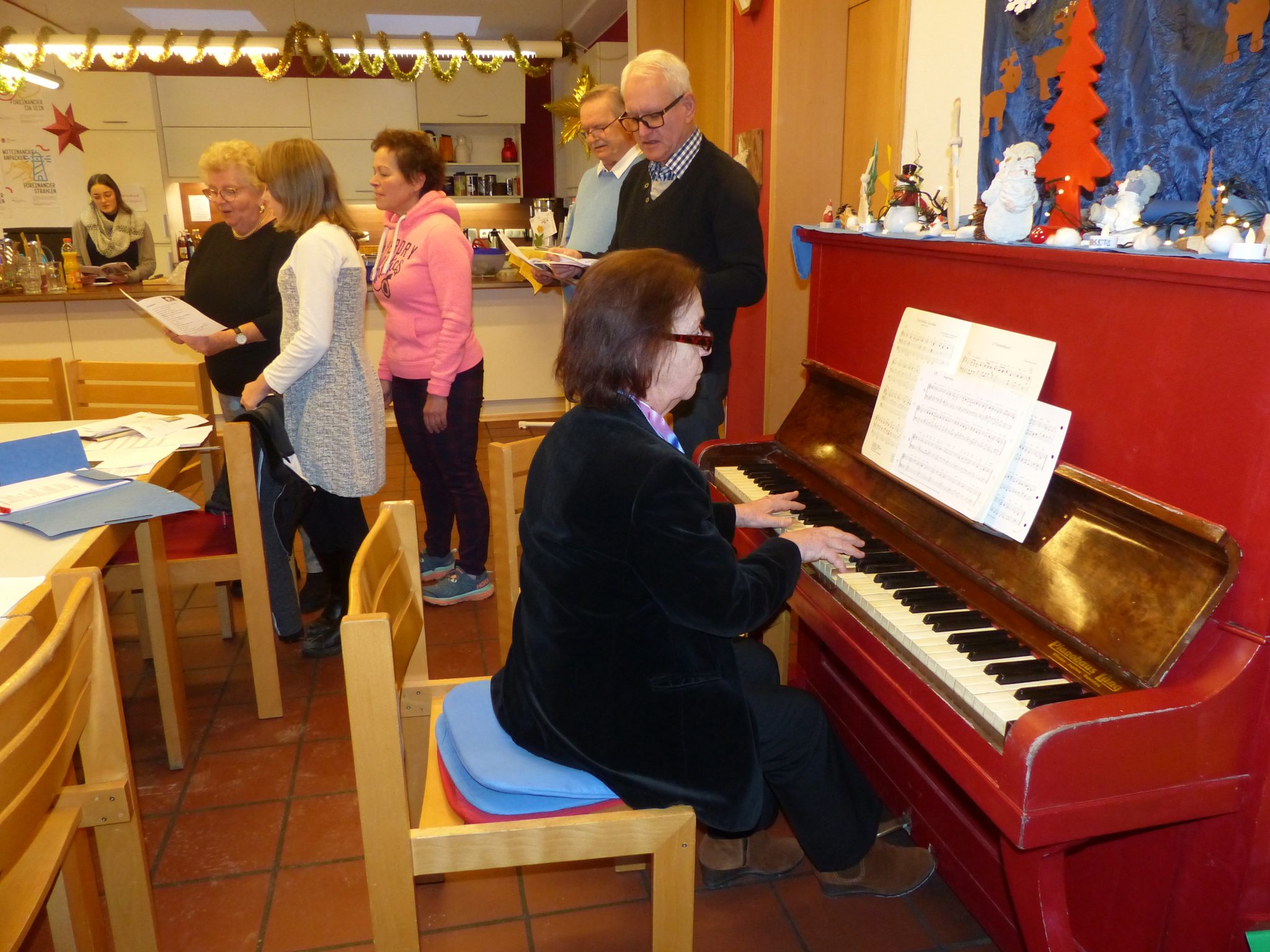 Weihnachtsfeier im AWO-Seniorenclub – Bayern News