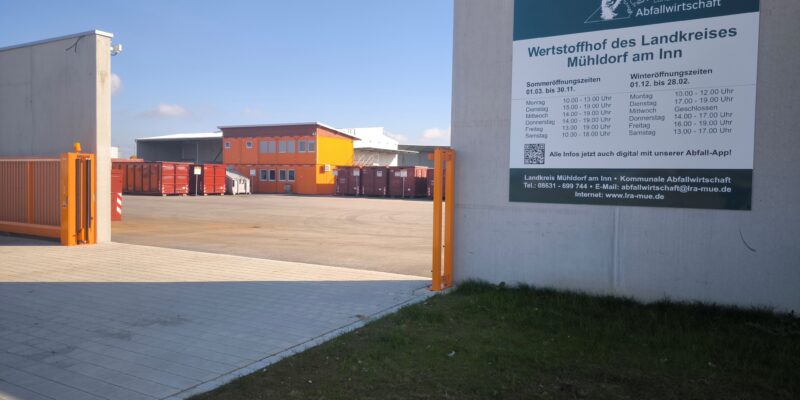 Wertstoffhof Mühldorf a. Inn in der Marie-Curie-Str. 1